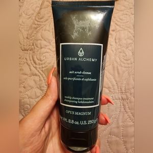 Urban Alchemy salt scrub cleanse 8.8 oz new bottle